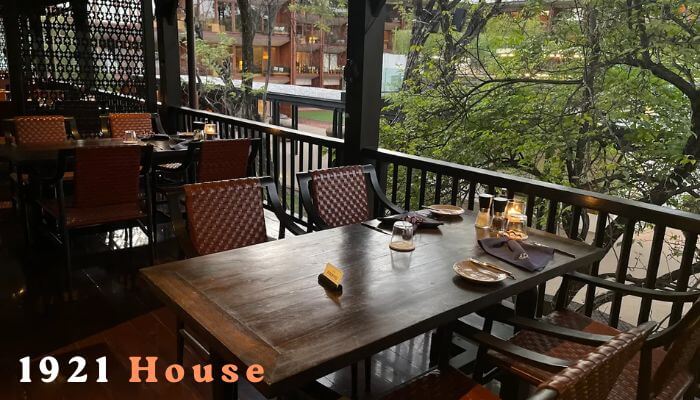 치앙마이 로맨틱 레스토랑