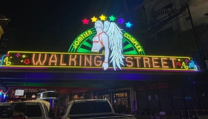 Jomtien Complex Walking Street